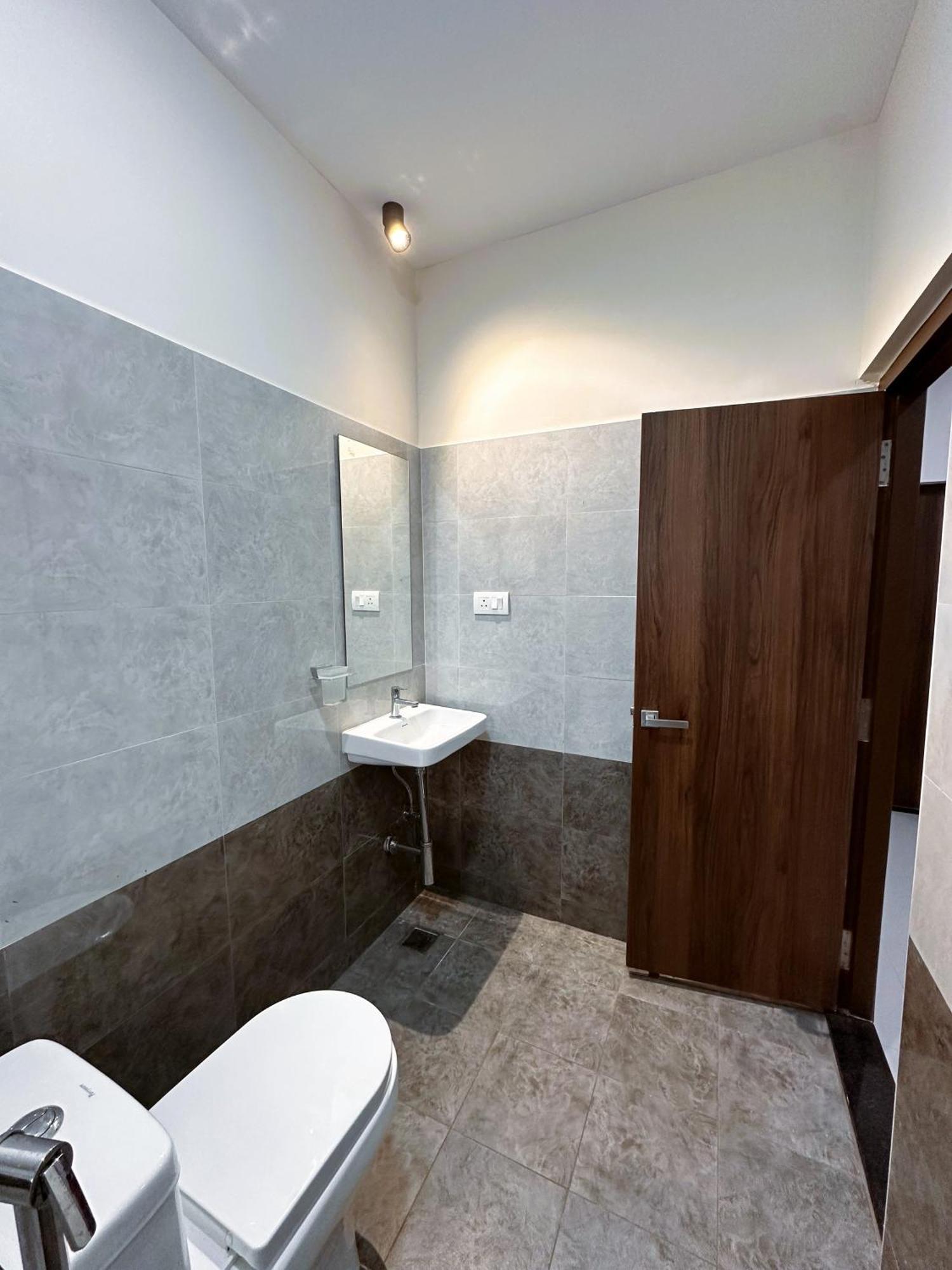 Tulip Homes Kojambuttúr Kültér fotó